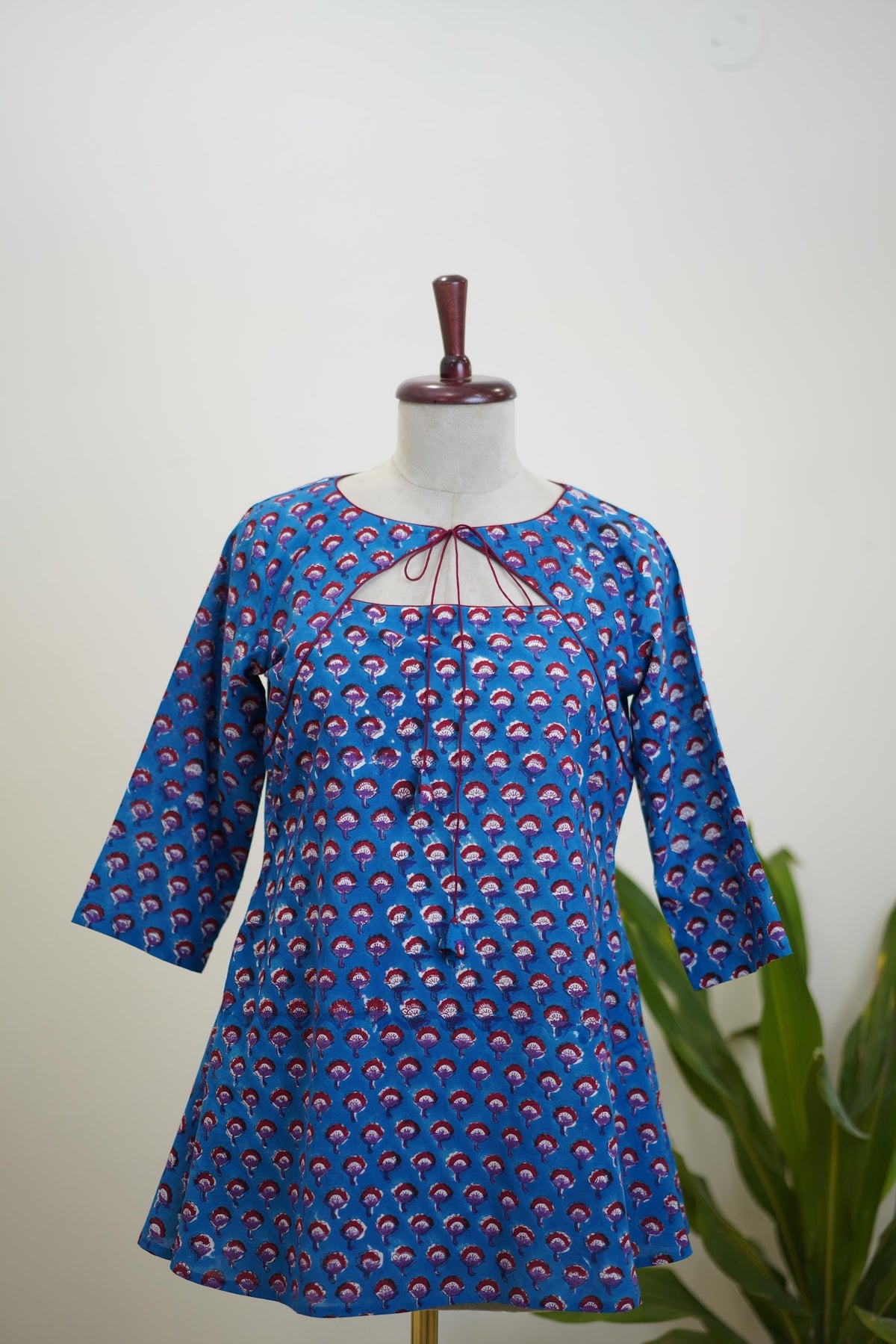 Short top — TL011